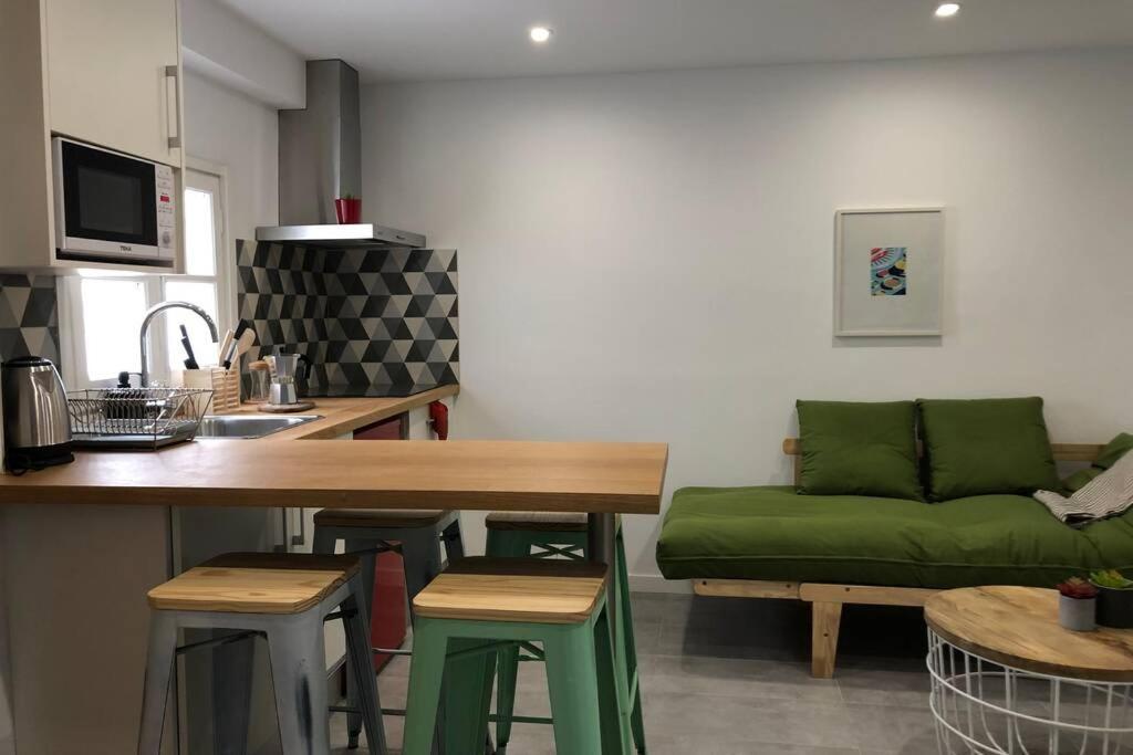M3 Terrace. Cool Apartment 15 Min Center By Metro Esplugues de Llobregat Ngoại thất bức ảnh